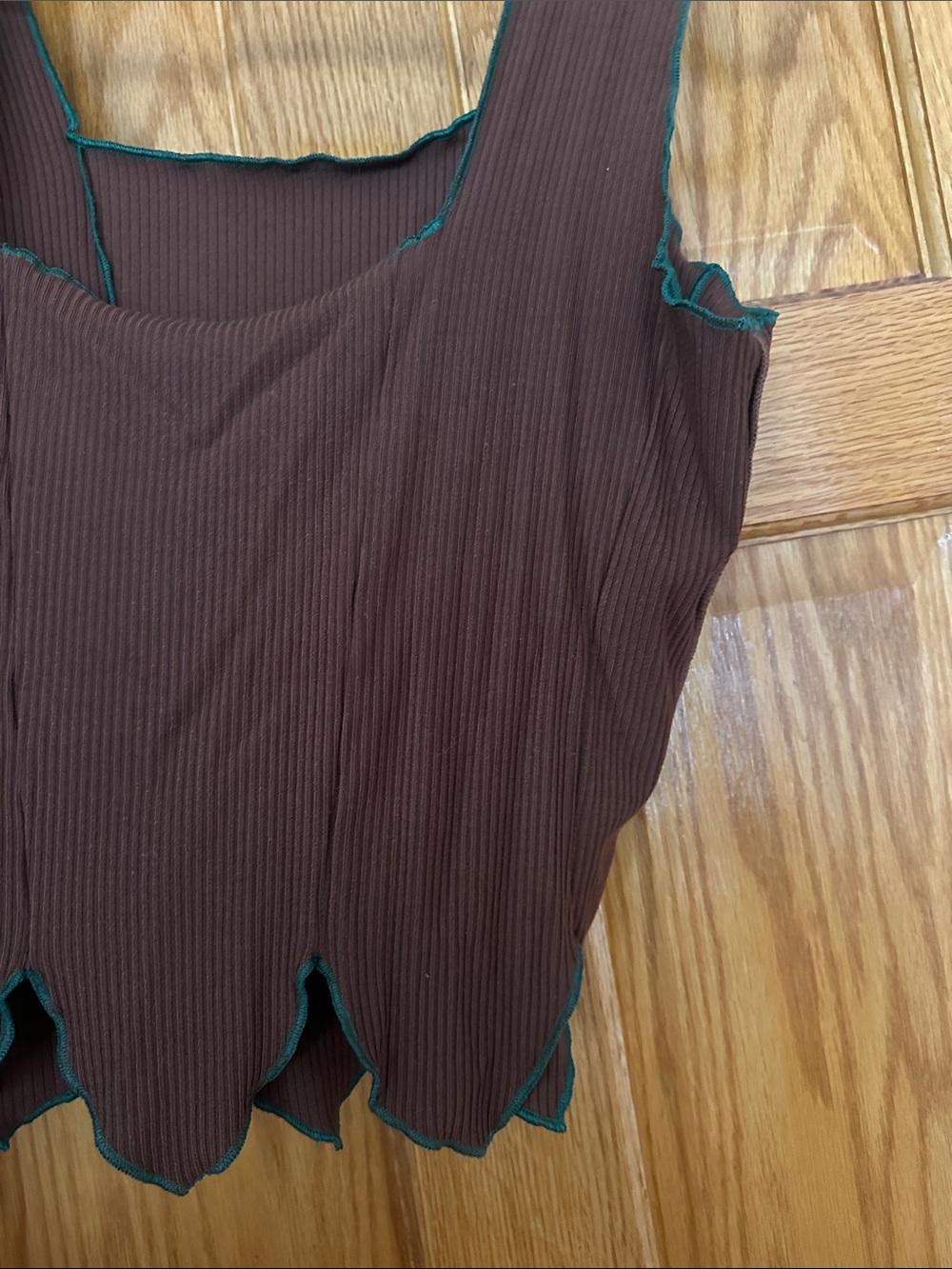 Fashion Brand Company Deaf Leaf Top - Picture 3 of 3